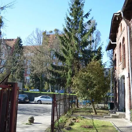 アパート Zabytkowy Dom W Historycznej Okolicy Blisko Centrum